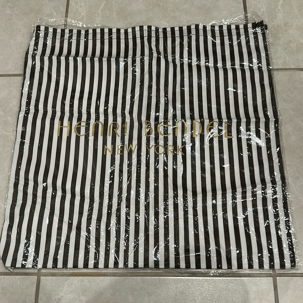 NWOT - Henri Bendel Large Dust Bags
